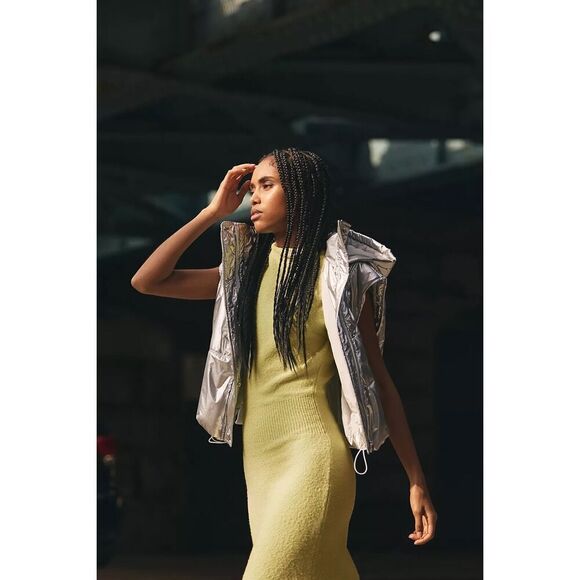 Daily Practice by Anthropologie Metallic Puffer Vest Silver Size S - Picture 3 of 12